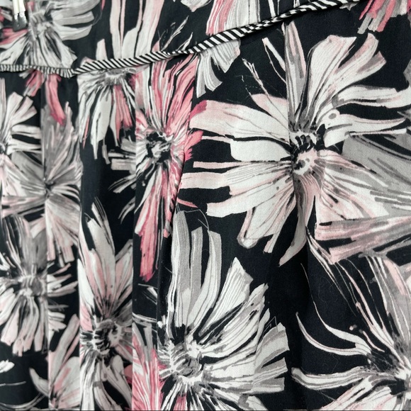 Liz Claiborne Skirt 6 Black Pink White Floral Flare Pleated - Picture 2 of 7